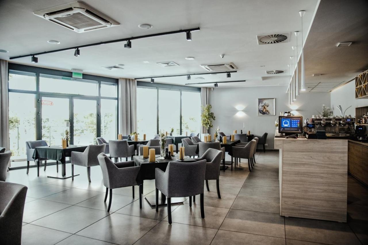 Restauracja Park Szwajcaria Hotel Gliwice Exterior photo